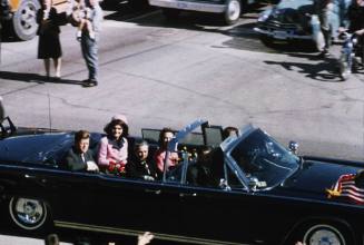35mm color slide of presidential motorcade on Cedar Springs Road