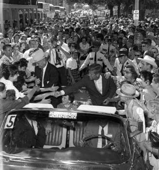Image of a Kennedy-Johnson campaign motorcade in Fort Worth in 1960