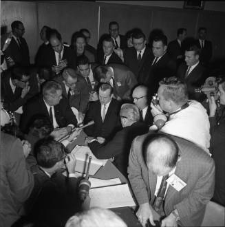 Jack Ruby talking to members of the press during his change-of-venue hearing
