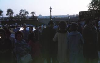 Image of crowds in Dealey Plaza after the assassination, Slide #25