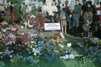Image of flower arrangements in Dealey Plaza after the assassination, Slide #8