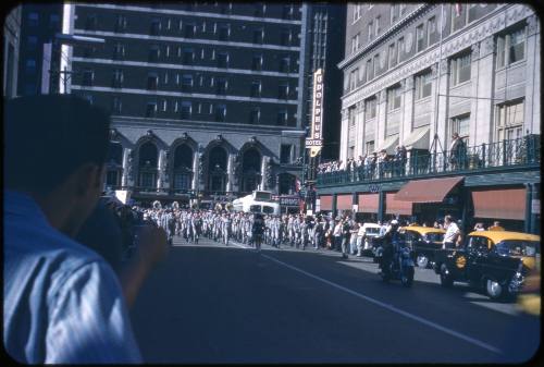 Image of start of Nixon campaign parade in Dallas on September 12, 1960