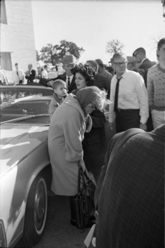 Image of crowd outside Parkland Hospital the afternoon of the assassination