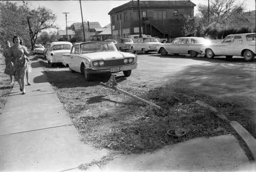 Image of a damaged stop sign at the southeast corner of Tenth and Patton Streets