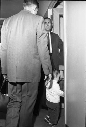 Image of Robert and June Oswald at Dallas Police headquarters