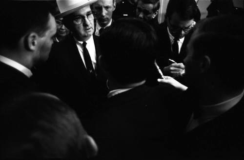 Image of Tom Howard speaking to reporters at the Dallas Police Department