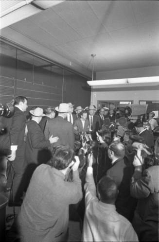 Image of Lee Harvey Oswald during the midnight press showing