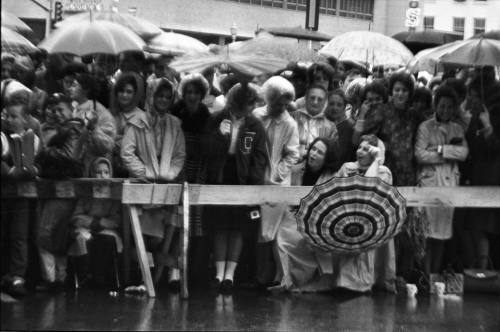 Image of a crowd in front of the Hotel Texas in Fort Worth
