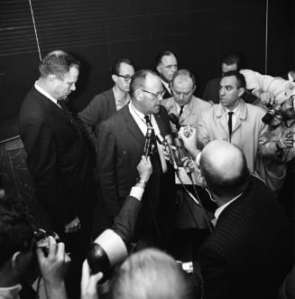Image of Dallas Police Chief Jesse Curry talking to reporters