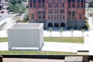 Image of the John F. Kennedy Memorial and Old Red Courthouse in Dallas, Texas