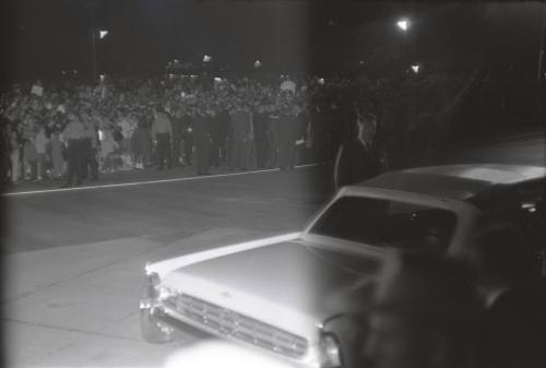 Image of crowds at Carswell Air Force Base in Fort Worth