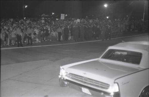 Image of crowds at Carswell Air Force Base in Fort Worth