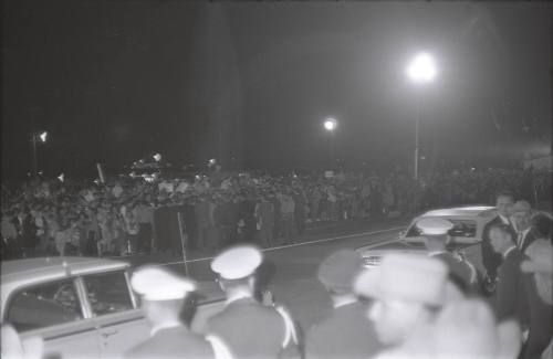Image of crowds at Carswell Air Force Base in Fort Worth