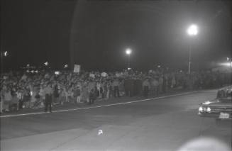 Image of crowds at Carswell Air Force Base in Fort Worth