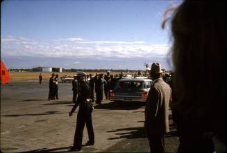 Image of a crowd at Love Field