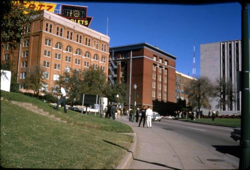 Image of Dealey Plaza and the Texas School Book Depository