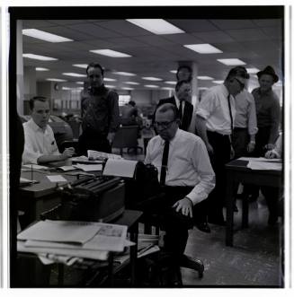 Image of the Dallas Times Herald newsroom on November 22, 1963
