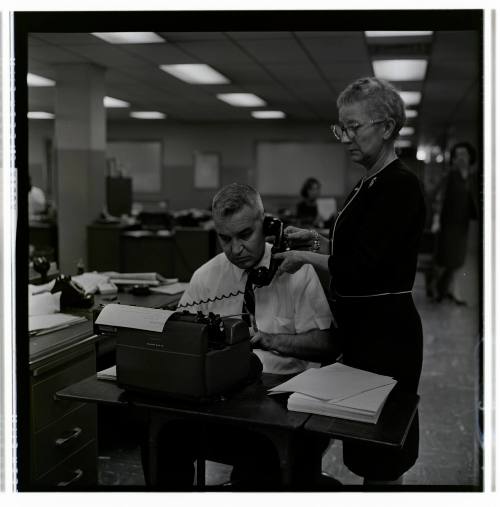 Image of the Dallas Times Herald newsroom on November 22, 1963