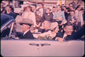 Image of Kennedy motorcade in Dallas on November 22, 1963