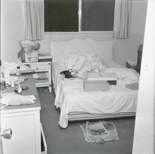 Image from contact sheet of Jack Ruby's bedroom