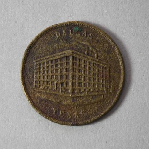 Commemorative coin depicting the Southern Rock Island Plow Company building